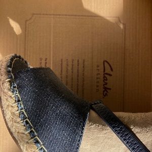 Clarks ~Petrina LULU.  Denim Blue Brand New! Wedge Espris